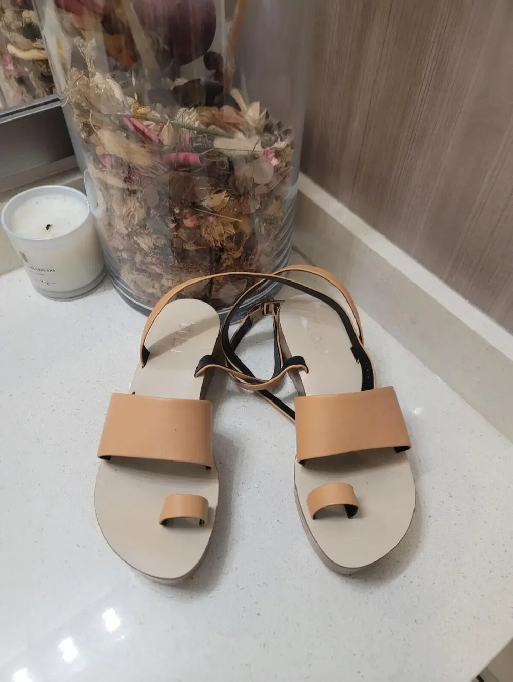 Tibi womens triple strap leather sandals size 37.5 tan heel open toe Brown